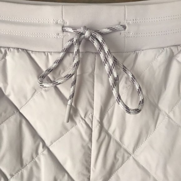 NWOT Athleta Apres Ski Shasta Purple Quilted Joggers Size 16 - Picture 3 of 12